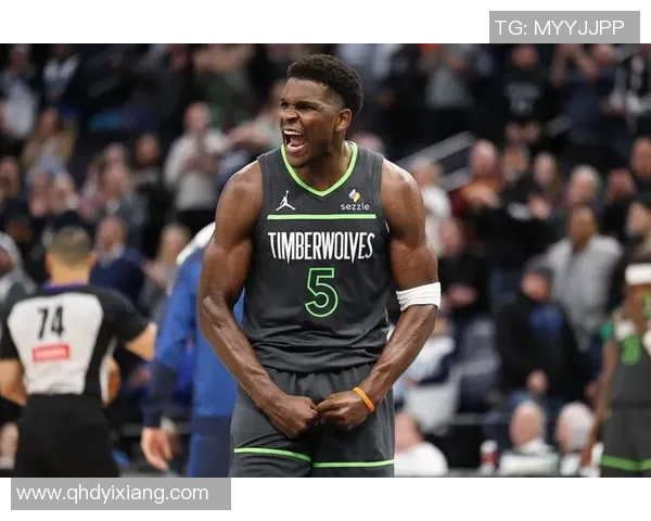 爱德华兹28中14&三分10中5砍下41分7板 最后阶段连得5分带队取胜 爱德华兹28中14&三分10中5砍下41分7板 最后阶段连得5分带队取胜