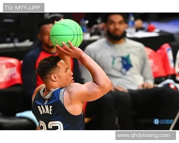 对飚！贝恩单节10分1篮板&布伦森10分2助攻